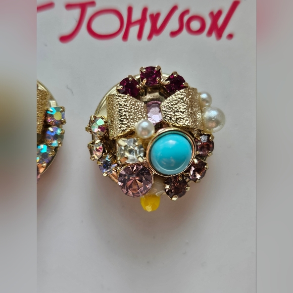 Betsey Johnson earringd - Picture 2 of 3